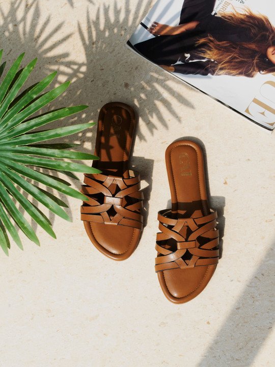 CAI Women Lazer cut Flats