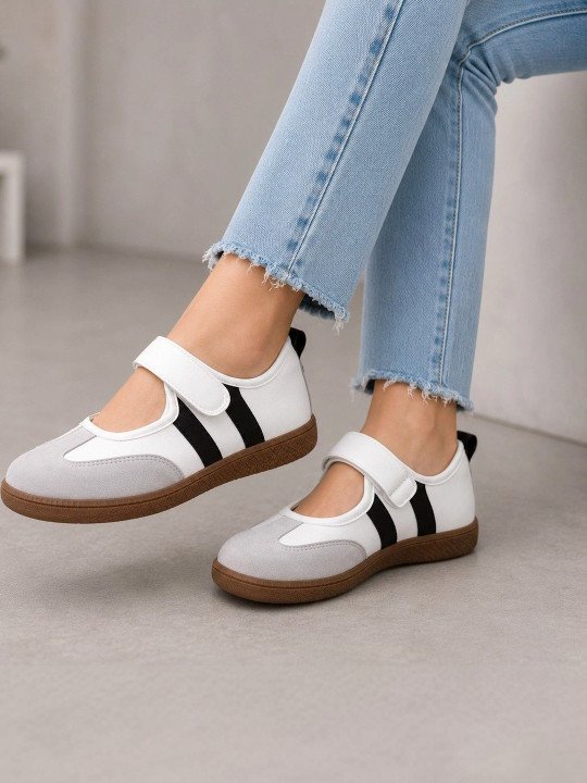 Roadster The Lifestyle Co Women Colourblocked Round Toe Velcro Ballerinas