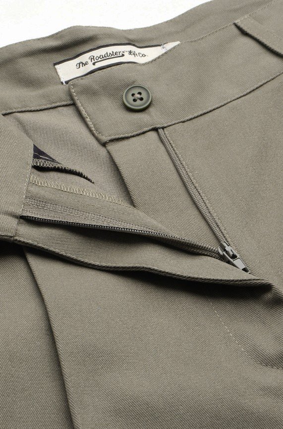 Roadster The Lifestyle Co. Women Pure Cotton Pleated Regular Fit Cargos