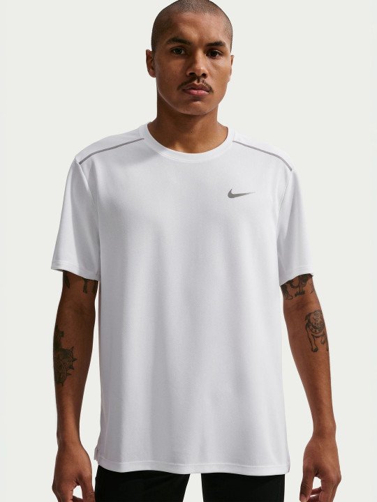 Nike Miler Men Dri-FIT UV-Protection Short-Sleeve Running T-Shirt