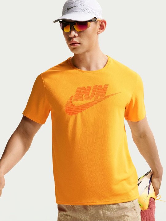 Nike Men Brand Logo Printed T-shirt