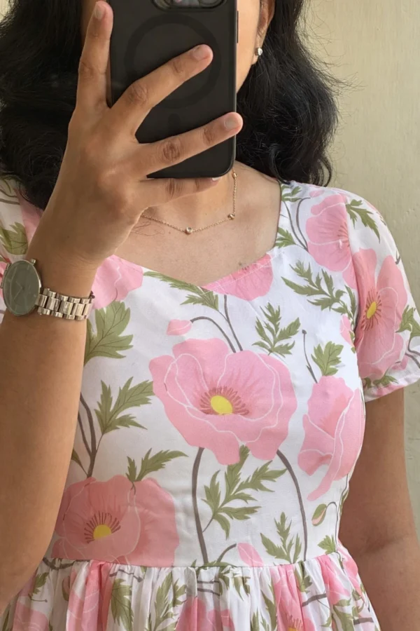 VIHIN TEXTILE Floral Print Viscose Rayon Flared Kurta